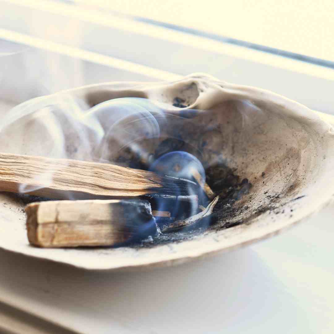 Palo Santo Holz hohe aromatische Qualität - PURE SOUL Naturkosmetik