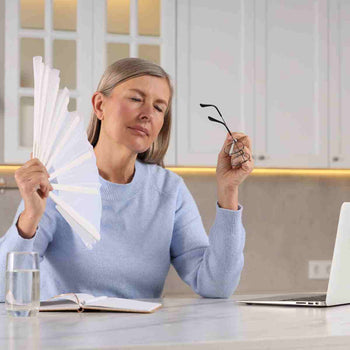 Achselgeruch in den Wechseljahren: Alles, was Sie wissen müssen, um unangenehme Gerüche zu vermeiden - PURE SOUL Naturkosmetik