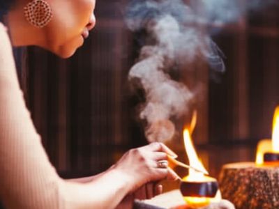 PALO SANTO - Herkunft, Verwendung und Wirkung - PURE SOUL Naturkosmetik